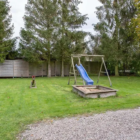 Feriehus Getaway Near The Baltic Groß Schwansee