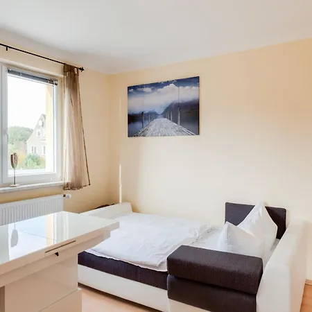 Feriehus Getaway Near The Baltic Groß Schwansee