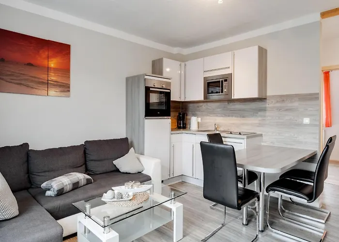 Getaway Near The Baltic *